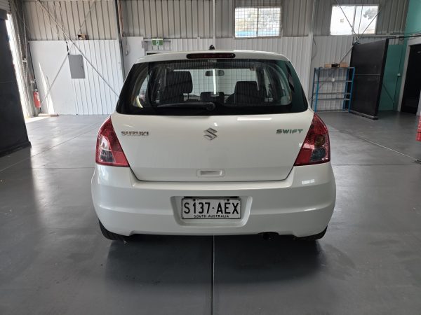 Suzuki Swift 2010 - Rego S137-AEX - Image 6