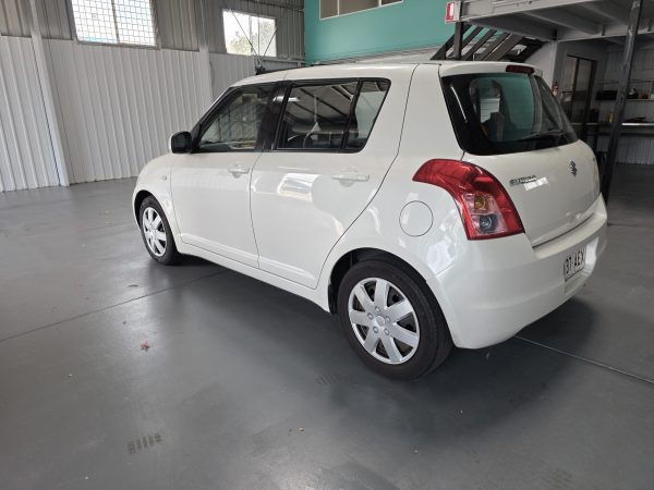 Suzuki Swift 2010 - Rego S137-AEX - Image 15