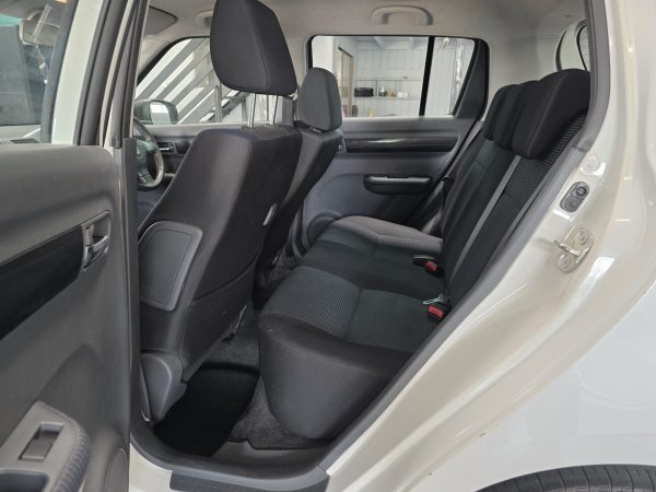 Suzuki Swift 2010 - Rego S137-AEX - Image 12
