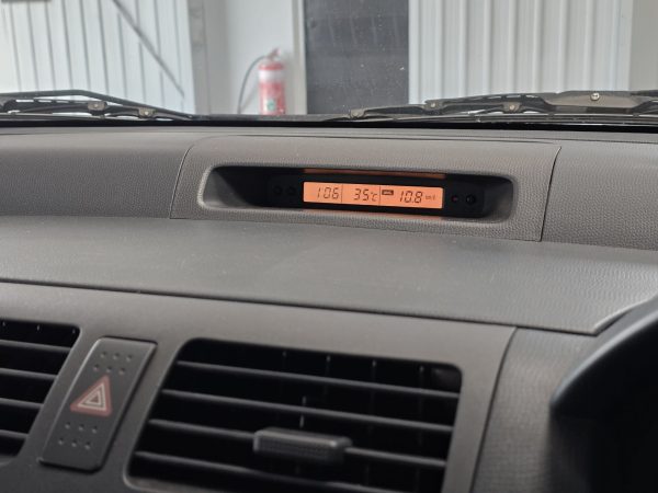 Suzuki Swift 2010 - Rego S137-AEX - Image 9