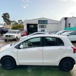 2006 Toyota Yaris White full